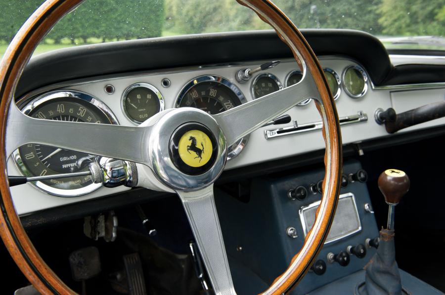  Ferrari 250 GTE Coupe (Series I) 1961 года  (фото 6 из 20)